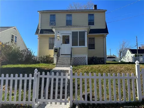 107 Mansfield Ave, Waterbury, CT 06705