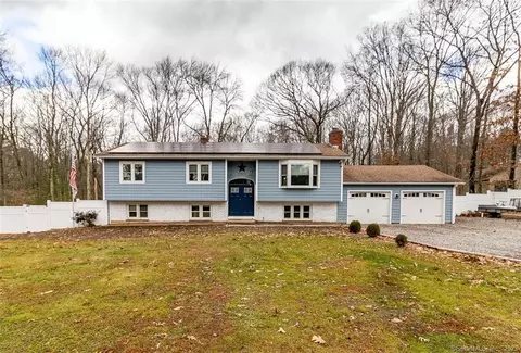 38 Westleigh Dr, Harwinton, CT 06791