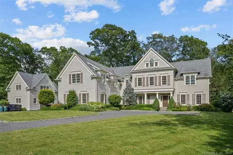 5 Pump Ln, Ridgefield, CT 06877