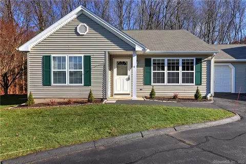 150 Forest Rd #4, Milford, CT 06461