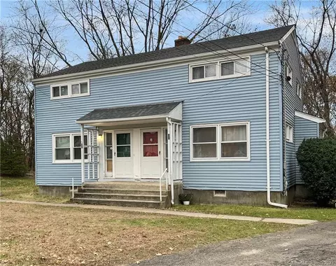 51-53 Mclaughlin Ter, Derby, CT 06418