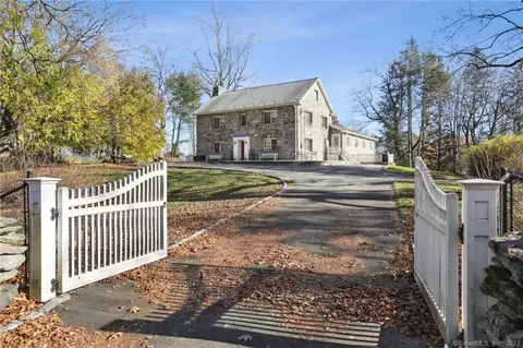108 Flat Rock Rd, Easton, CT 06612