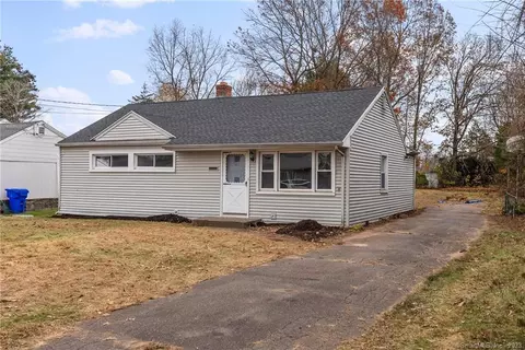 427 Brewer St, East Hartford, CT 06118