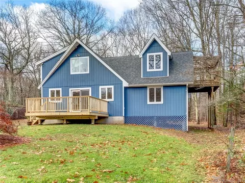 270 Deepwood Dr, Amston, CT 06231