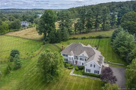 24 Teahouse Ln, Ridgefield, CT 06877