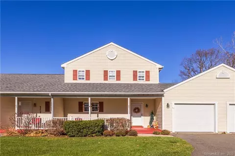 60 Dibble Hollow Ln #60, Windsor Locks, CT 06096