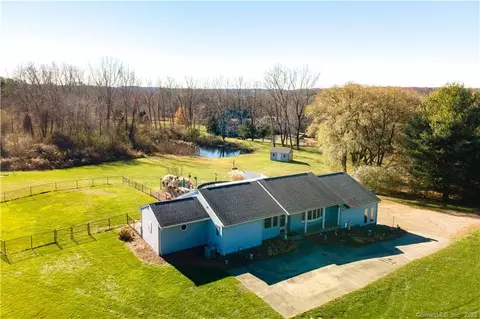 621 Exeter Rd, Lebanon, CT 06249