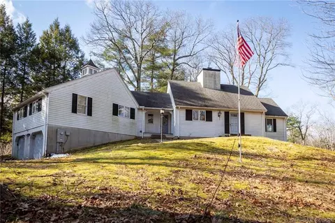 113 Florida Rd, Somers, CT 06071