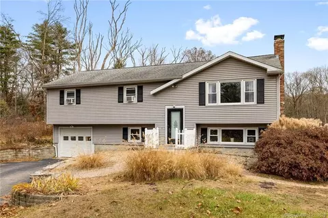 52 Nutmeg Ln, Windham, CT 06256