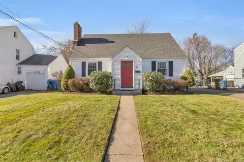 51 Del Ter, Meriden, CT 06450
