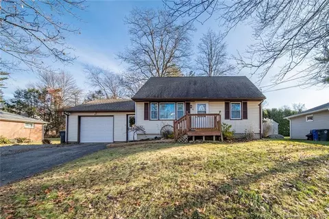 40 Elmira Ave, Torrington, CT 06790