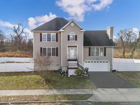 160 3rd Ave, West Haven, CT 06516