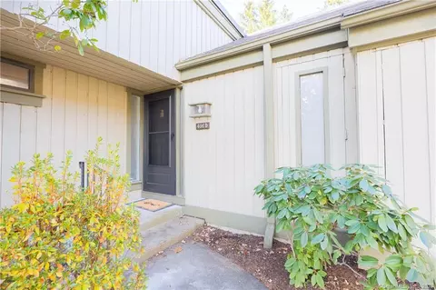 496 Heritage Vlg #D, Southbury, CT 06488