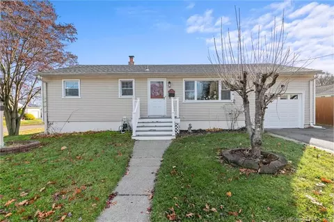 183 Roger Dr, Stratford, CT 06614