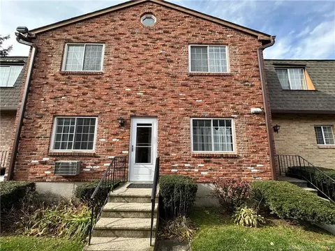 44 Sharon Rd #12, Waterbury, CT 06705