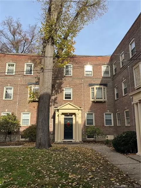 32 Rowsley St #5, Bridgeport, CT 06601
