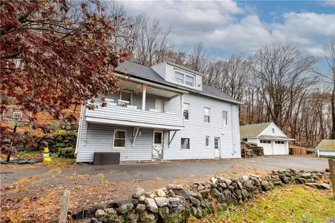 514 S Main St, Naugatuck, CT 06770