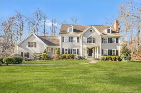 244 Ponus Rdg, New Canaan, CT 06840