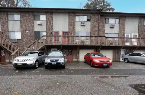 214 Oakville Ave #F, Waterbury, CT 06708