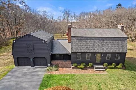 399 Carmel Hill Rd N, Bethlehem, CT 06751