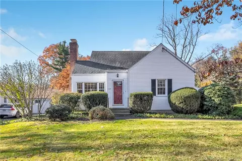 167 Figlar Ave, Fairfield, CT 06824