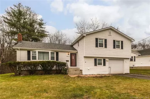 36 Florence Rd, Bloomfield, CT 06002