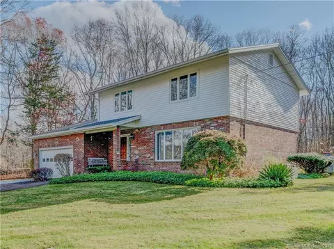 52 Silas Deane Rd, Ledyard, CT 06339