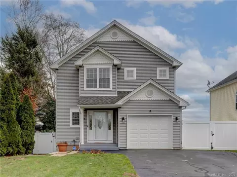16 Birge Ave, Windsor Locks, CT 06096
