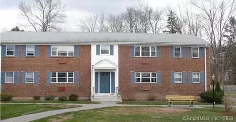 8 Colonial Dr #C, Rocky Hill, CT 06067