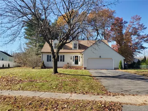 135 Morgan Farms Dr, South Windsor, CT 06074