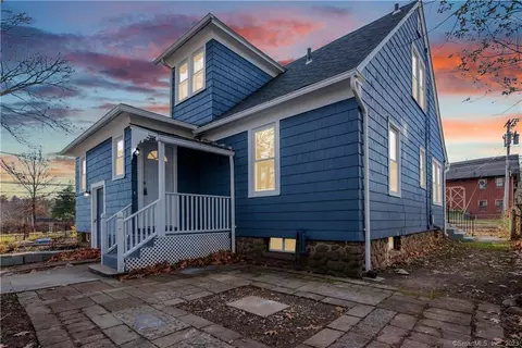 238 Olive St, Meriden, CT 06450