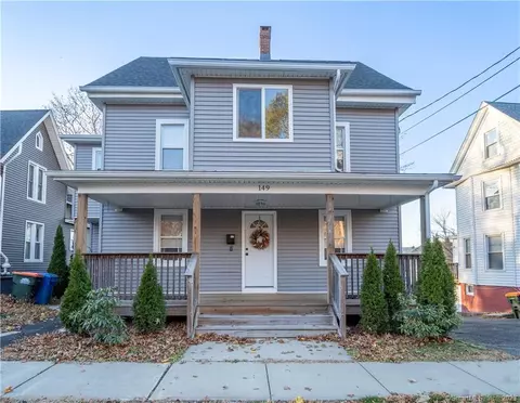 149 Elm St, Meriden, CT 06450