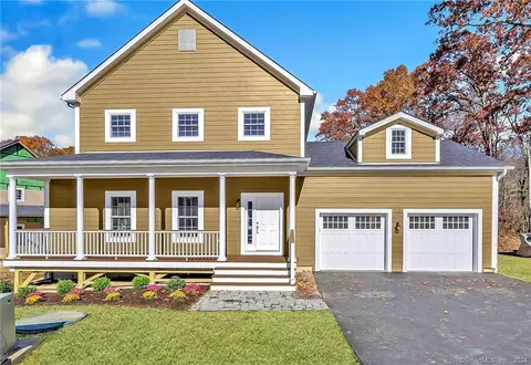 315 Hemlock Ln #74, Middlebury, CT 06762