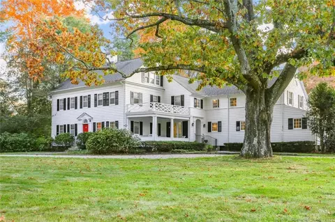 152 Michigan Rd, New Canaan, CT 06840