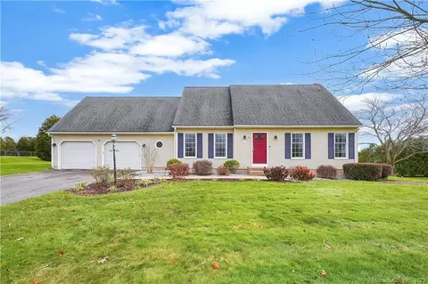 91 Quail Run Rd, Suffield, CT 06078