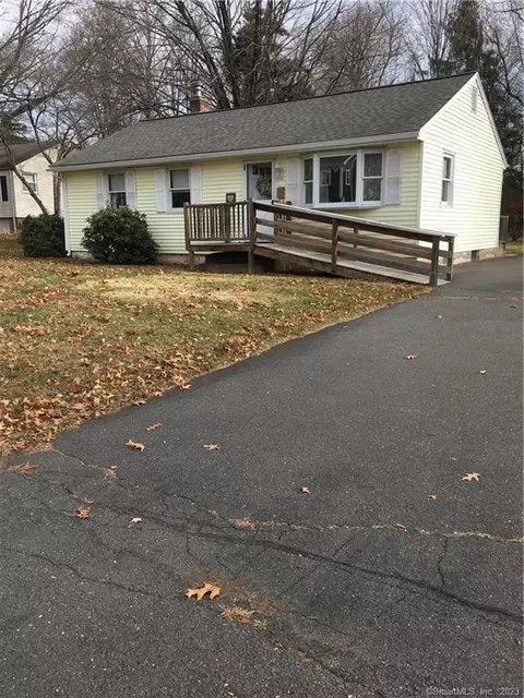 79 Briar Ln, Southington, CT 06489