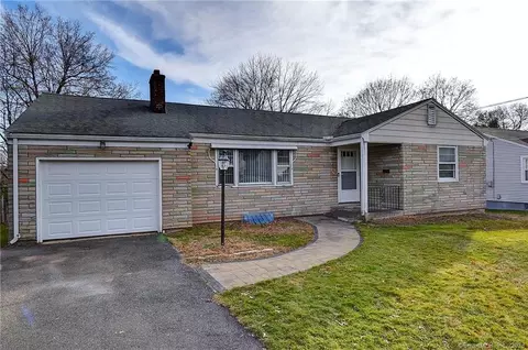 58 Vincent Dr, Newington, CT 06111