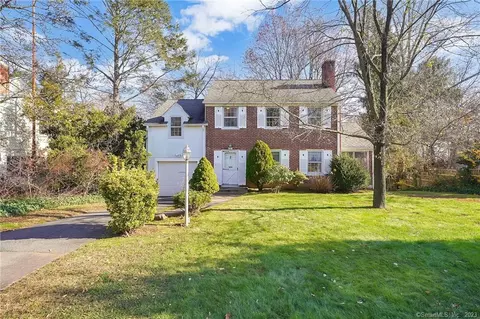 137 Hepburn Rd, Hamden, CT 06517