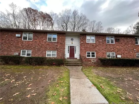1119 Waterbury Rd #1C, Cheshire, CT 06410