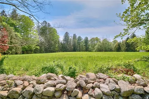 5425 Congress St, Fairfield, CT 06824