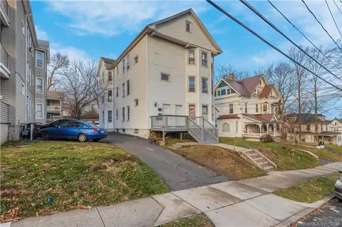 428 Chestnut St, New Britain, CT 06051