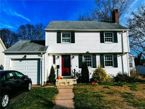 28 Knollwood Rd, East Hartford, CT 06118