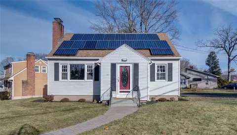 57 Saulters Rd, Manchester, CT 06042
