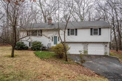 87 Deepwood Dr, Avon, CT 06001