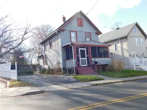 31 Warwick St, New Haven, CT 06513