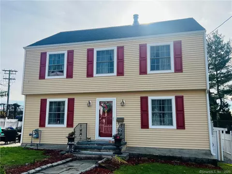 109 Orange St, Stamford, CT 06902