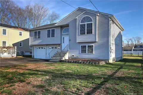 15 French Ave, East Haven, CT 06512