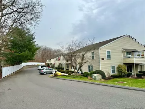 343 E Mitchell Ave, Cheshire, CT 06410