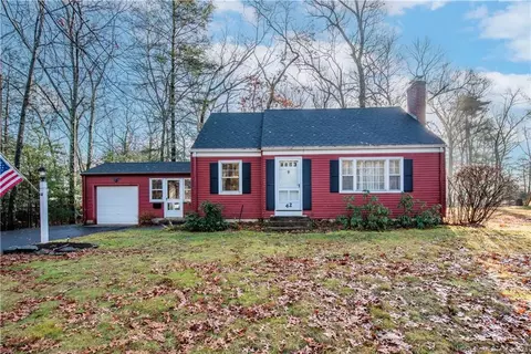 42 Barry Ln, Simsbury, CT 06070