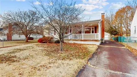 66 Camp Ave, Newington, CT 06111